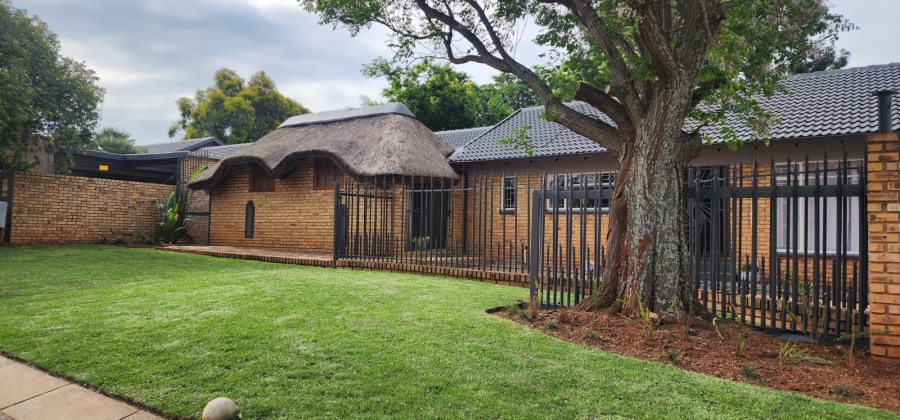 4 Bedroom Property for Sale in Doringkruin North West